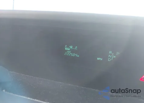 2005 Toyota Prius from USA, damaged, VIN JTDKB20U853036400